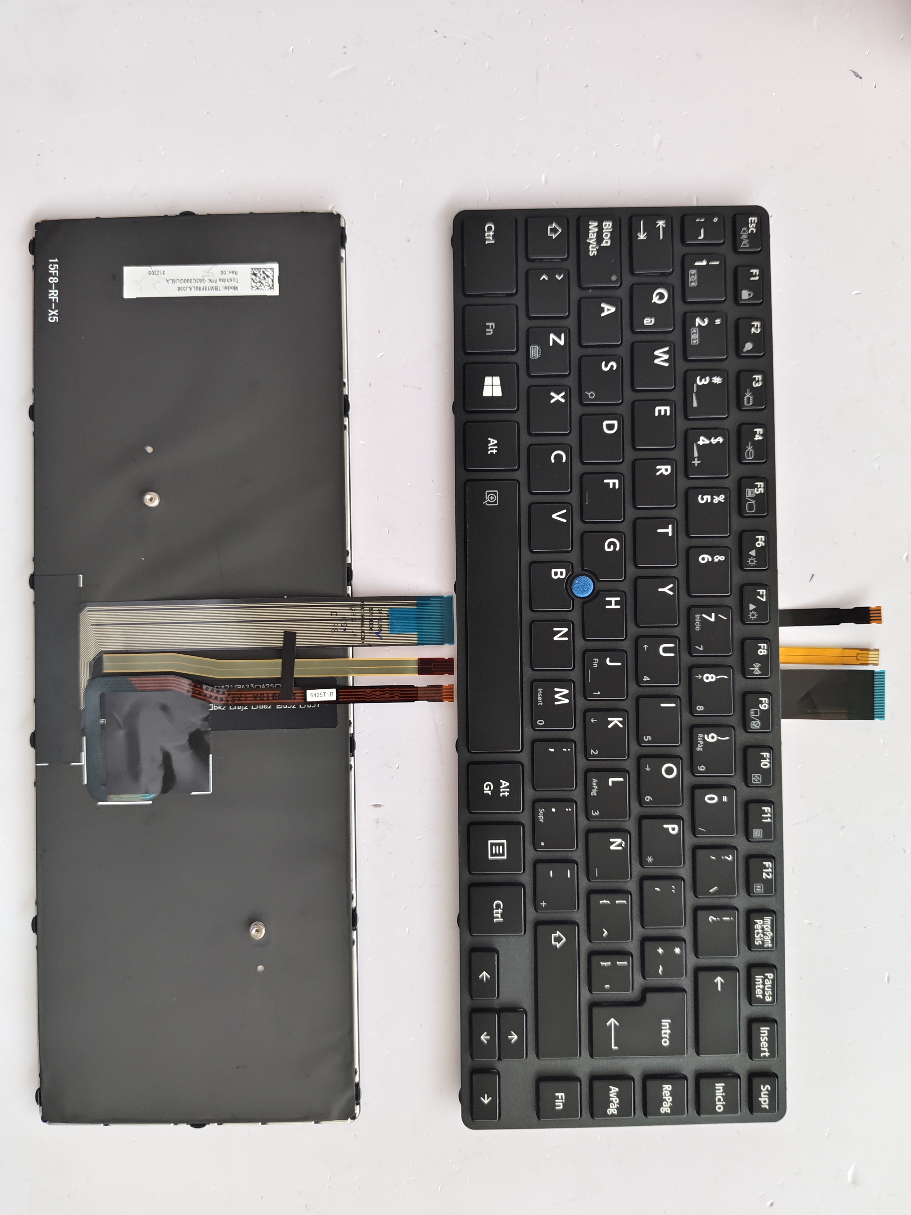 Picture of New Replacement Laptop Keyboard For TOSHIBA R40-C/R30-C/R30T-C/R30-B/R30-30 BLACK FRAME BLACK With Point Backlit LA Layout